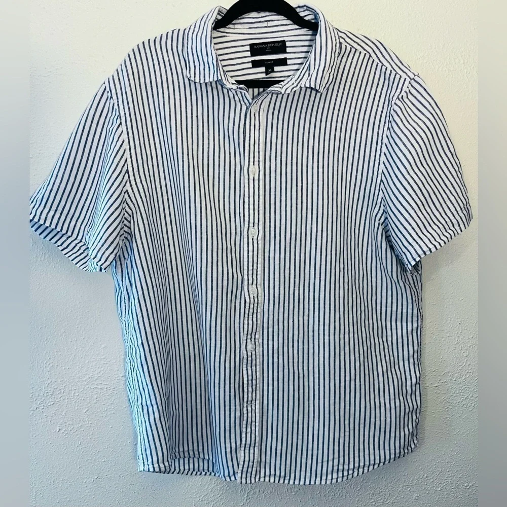 Banana Republic Slim Fit Mens XL White & Blue Striped Linen Casual Preppy Shirt